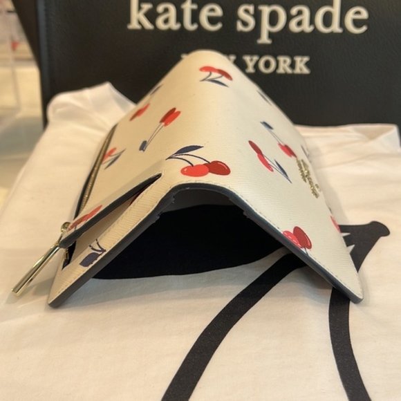 Kate Spade Carson Crossbody & Kate Spade Staci Large Slim Bifold Wallet - Picture 12 of 16